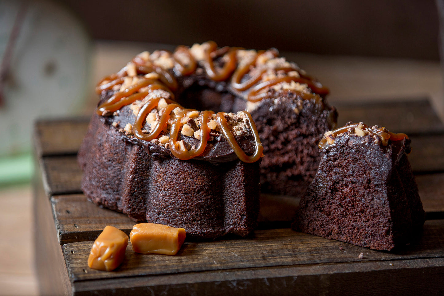 Get ready to indulge in a heavenly delight with our Brunette Salted Caramel Bundt Cake. This delectable treat boasts a luscious Double Chocolate cake, topped with a mouthwatering combination of toffee, sea salt, smooth chocolate ganache, and creamy caramel. Treat yourself to a moment of pure bliss!