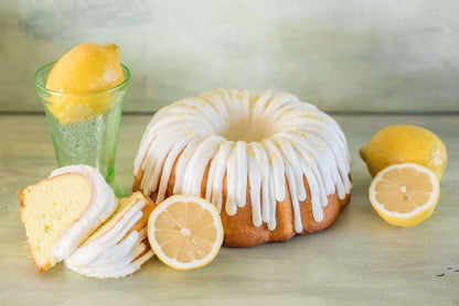 Big Bundt Cakes | Lemon Squeeze Bundt Cake