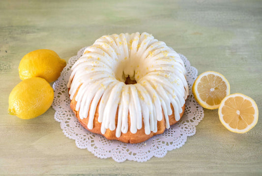 Big Bundt Cakes | Lemon Squeeze Bundt Cake - Bundt Cakes