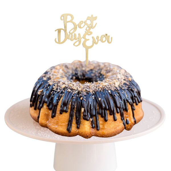 Blonde Salted Caramel Gold "BEST DAY EVER" Candle Holder Bundt Cake